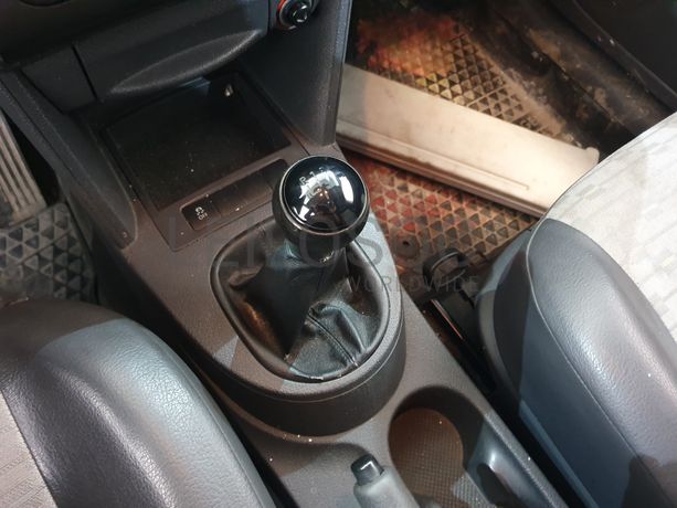 Volkswagen Caddy · Ano 2010