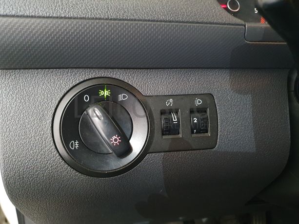 Volkswagen Caddy · Ano 2010