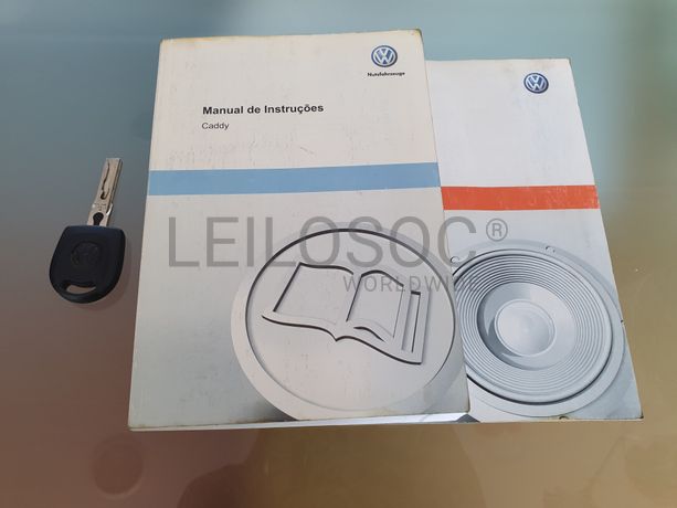 Volkswagen Caddy · Ano 2010
