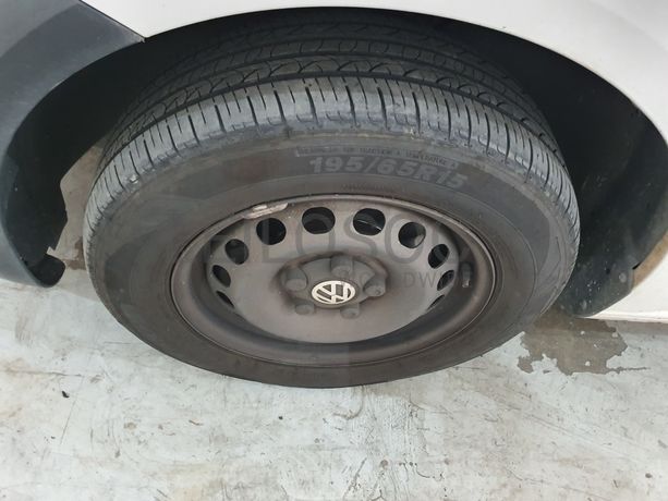 Volkswagen Caddy · Ano 2010