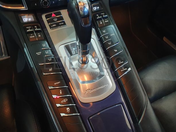 Porsche Panamera S E-Hybrid · Ano 2015