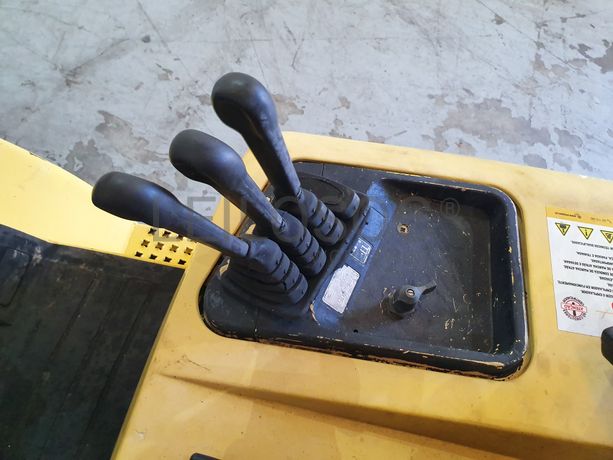 Empilhador Hyster · Ano 2004