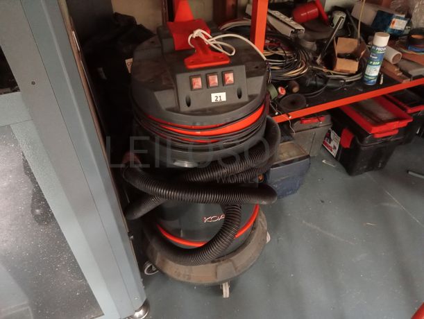 Lotes 1 a 16 · Equipamentos Industriais · Eq. Escritório e Material Informático