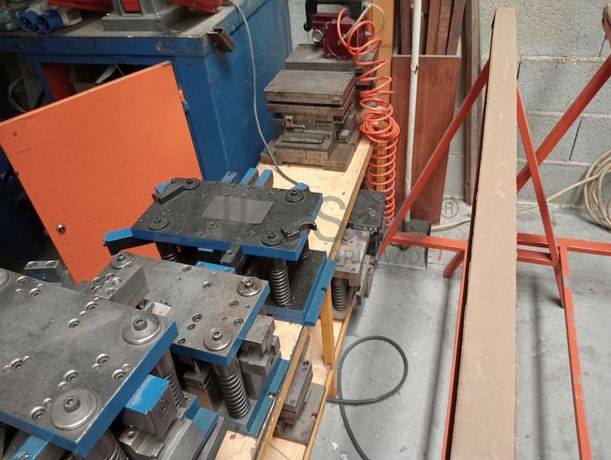 Lotes 1 a 16 · Equipamentos Industriais · Eq. Escritório e Material Informático