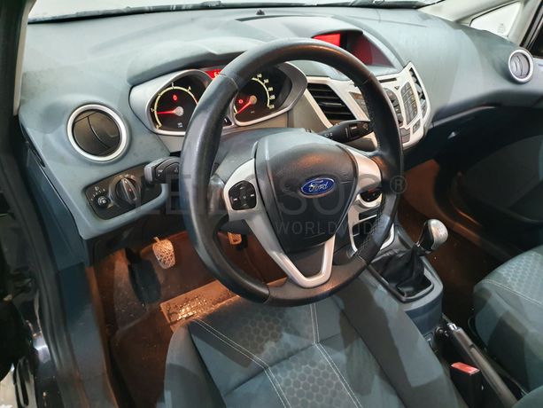 Ford Fiesta · Ano 2010