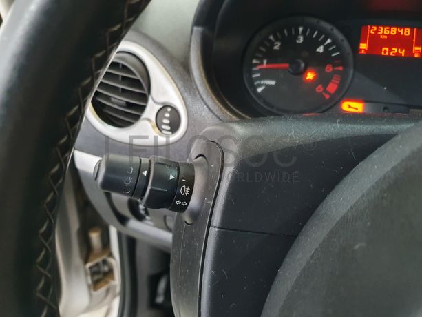 Renault Clio · Ano 2011