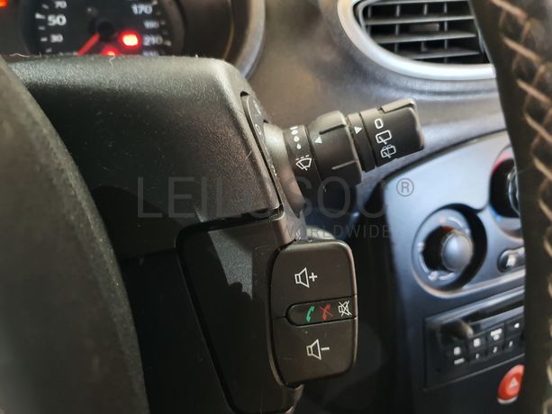 Renault Clio · Ano 2011