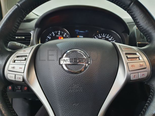 Nissan Pulsar · Ano 2015