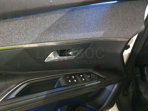 Peugeot 3008 · Ano 2017