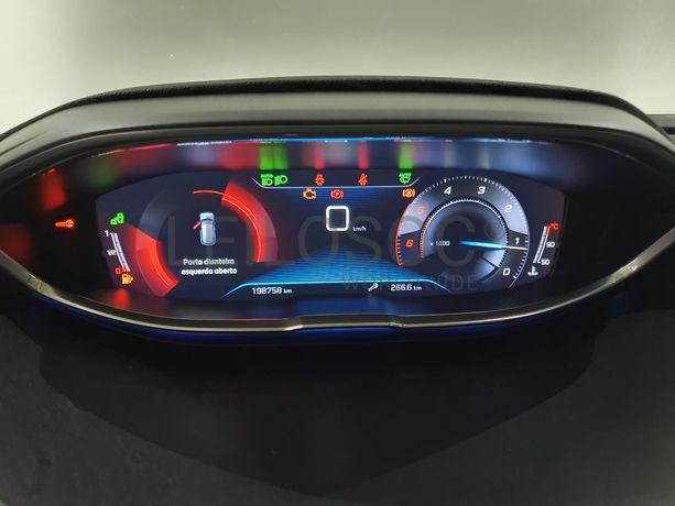 Peugeot 3008 · Ano 2017