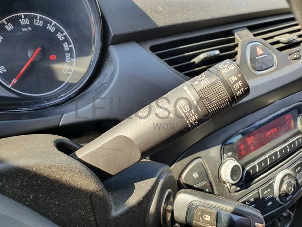 Opel Corsa · Ano 2016