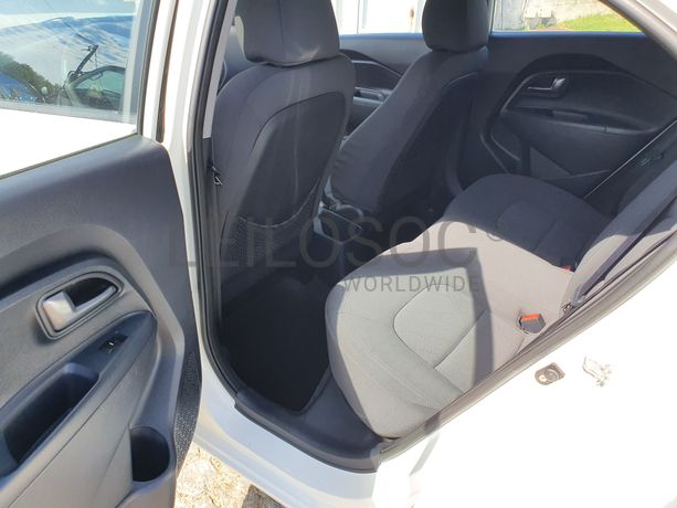 Kia Rio · Ano 2012
