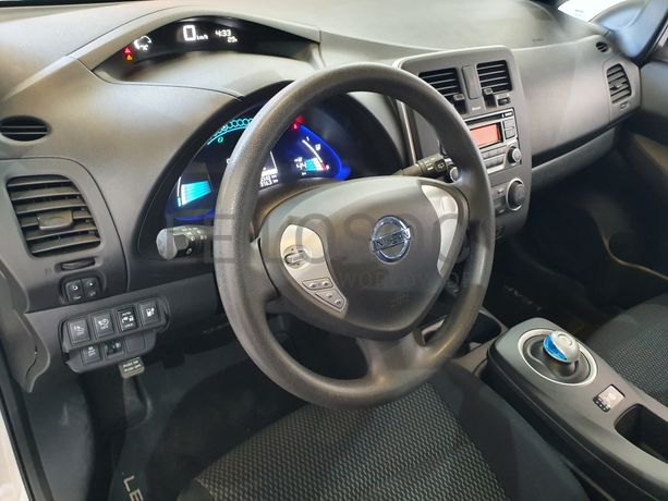 Nissan Leaf · Ano 2016