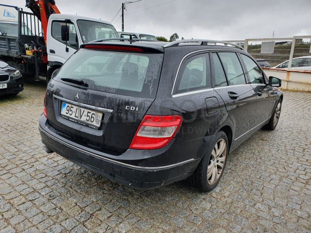 Mercedes-Benz C220 · Ano 2010