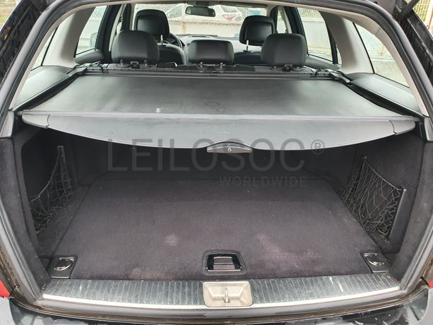 Mercedes-Benz C220 · Ano 2010