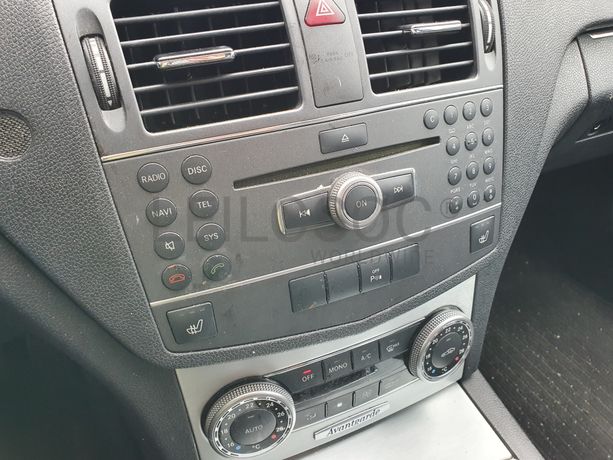 Mercedes-Benz C220 · Ano 2010