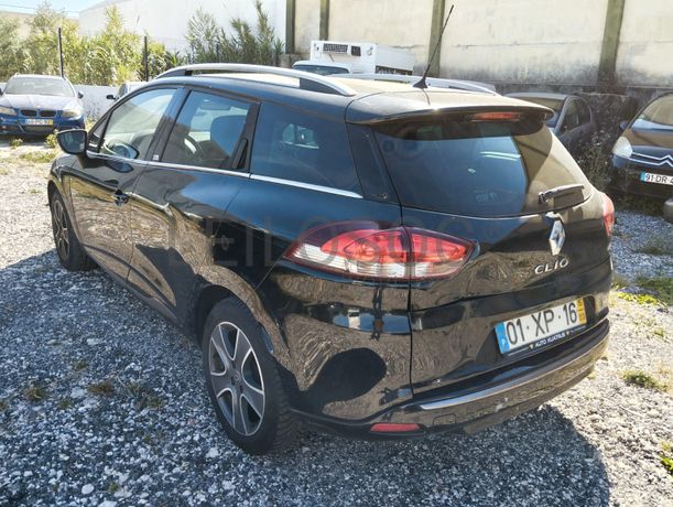 Renault Clio V Grandtour 1.5 DCI · Ano 2015
