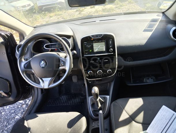 Renault Clio V Grandtour 1.5 DCI · Ano 2015