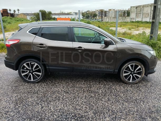 Nissan Qashqai II 1.6 dCi · Ano 2015