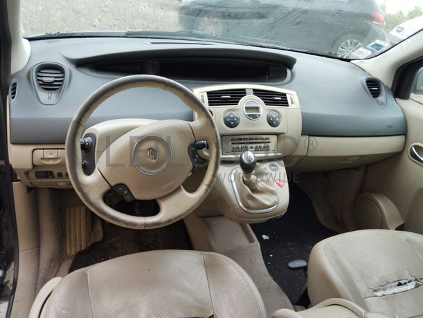 Renault Grand Scénic 1.5 DCI · Ano 2006