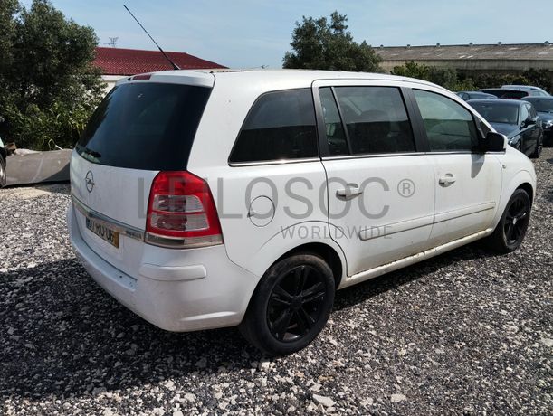 Opel Zafira 1.7 CDTI · Ano 2011