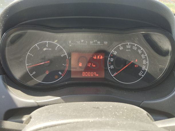 Opel Corsa · Ano 2018