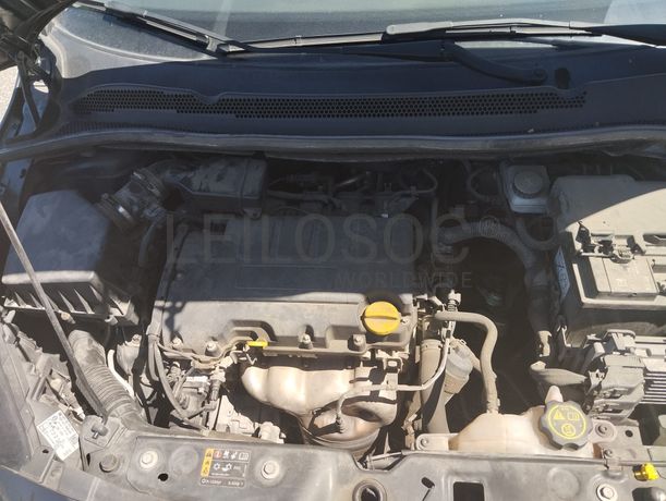 Opel Corsa · Ano 2018