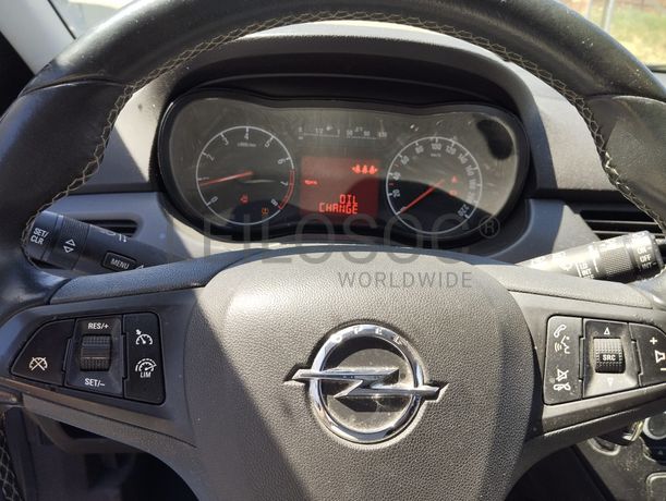 Opel Corsa · Ano 2018