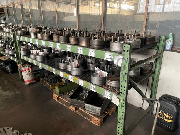 Cunhos · Moldes · Ferramentas Moldes · Máquina Furar