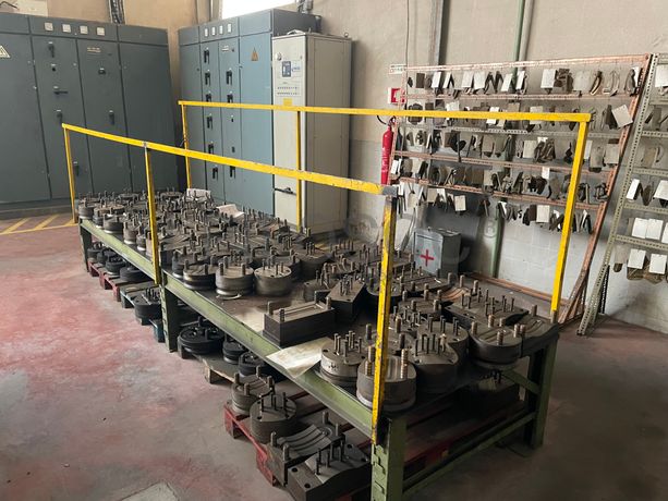 Cunhos · Moldes · Ferramentas Moldes · Máquina Furar