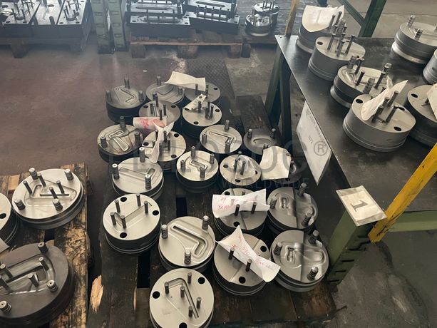 Cunhos · Moldes · Ferramentas Moldes · Máquina Furar