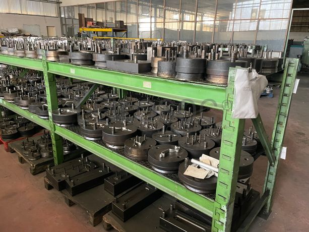 Cunhos · Moldes · Ferramentas Moldes · Máquina Furar