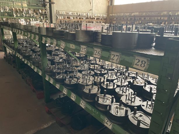 Cunhos · Moldes · Ferramentas Moldes · Máquina Furar