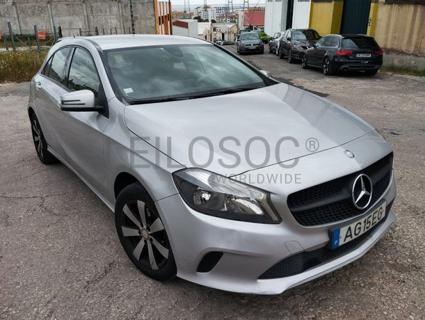 Mercedes-Benz A180 · Ano 2016