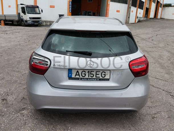 Mercedes-Benz A180 · Ano 2016