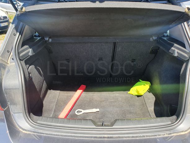 BMW 116D · Ano 2015