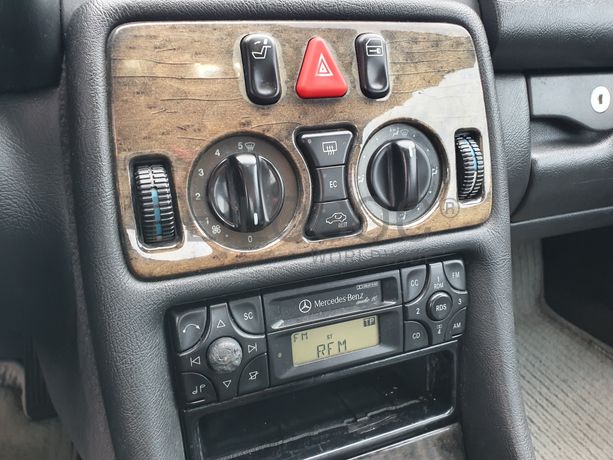 Mercedes-Benz CLK 230 Kompressor · Ano 2002