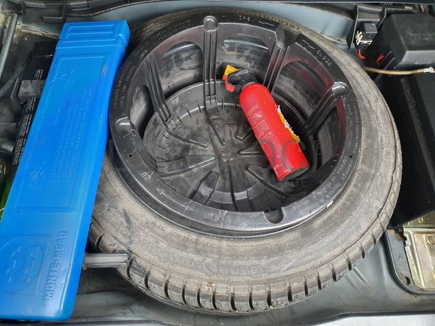 Mercedes-Benz CLK 230 Kompressor · Ano 2002