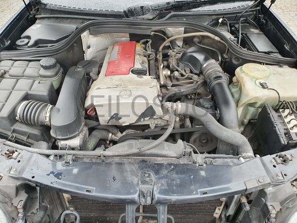 Mercedes-Benz CLK 230 Kompressor · Ano 2002