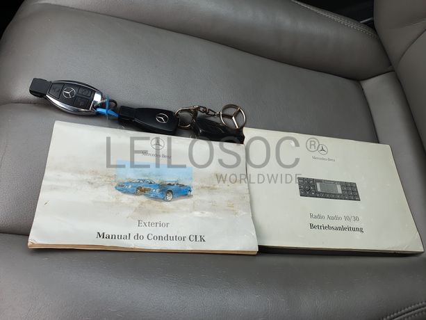 Mercedes-Benz CLK 230 Kompressor · Ano 2002