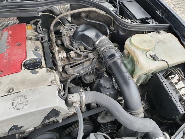 Mercedes-Benz CLK 230 Kompressor · Ano 2002