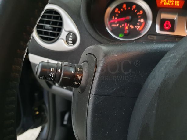 Renault Clio · Ano 2006