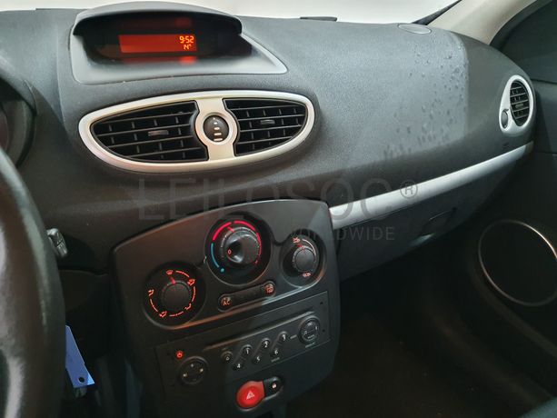 Renault Clio · Ano 2006