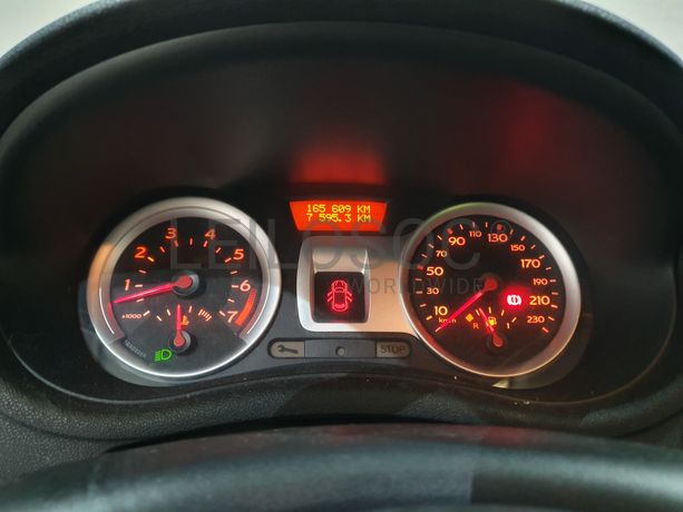 Renault Clio · Ano 2006