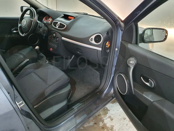 Renault Clio · Ano 2006