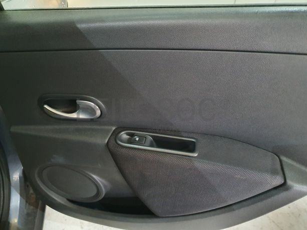 Renault Clio · Ano 2006