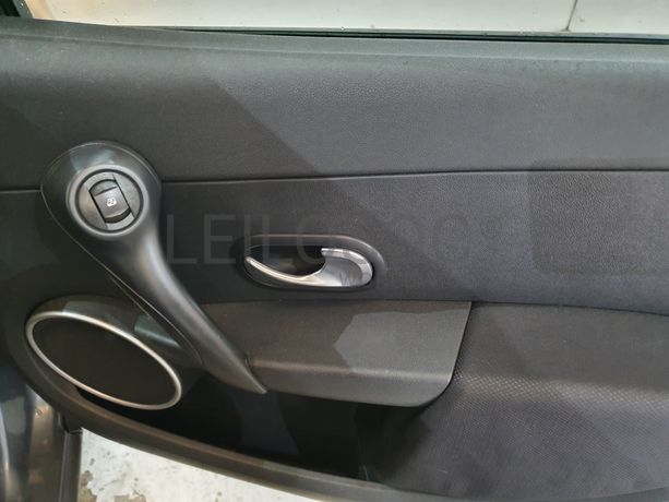 Renault Clio · Ano 2006