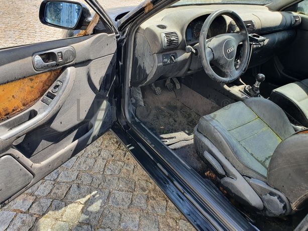 Audi A3 · Ano 2000