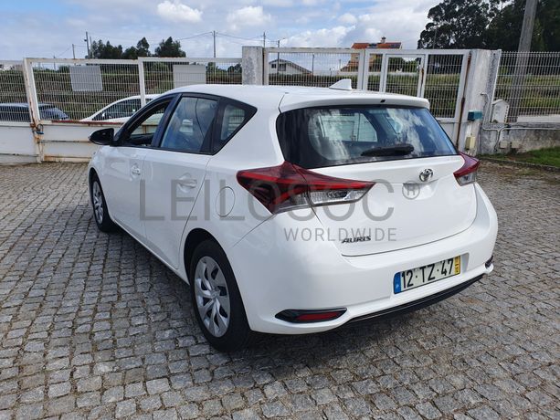 Toyota Auris · Ano 2017