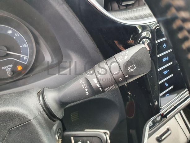 Toyota Auris · Ano 2017